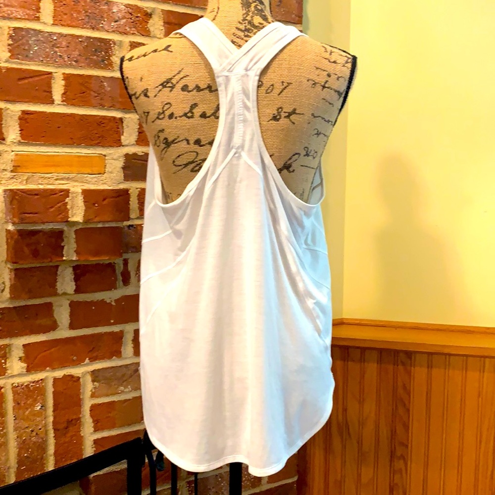 Athleta tank. L